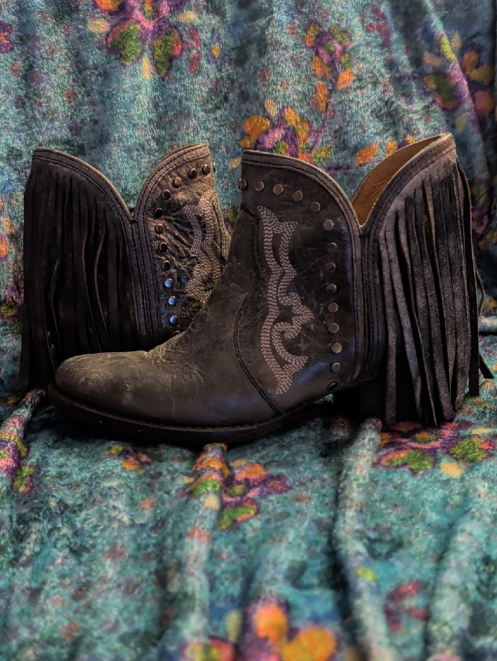 Fringe Western Ankle Boots in Black Size 8 - Picture 2 of 7